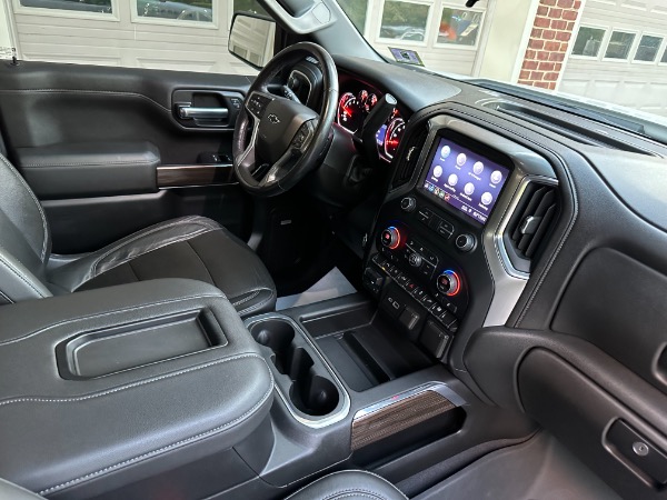 Used-2019-Chevrolet-Silverado-1500-RST