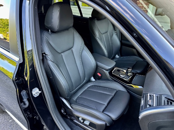 Used-2023-BMW-X3-xDrive30i