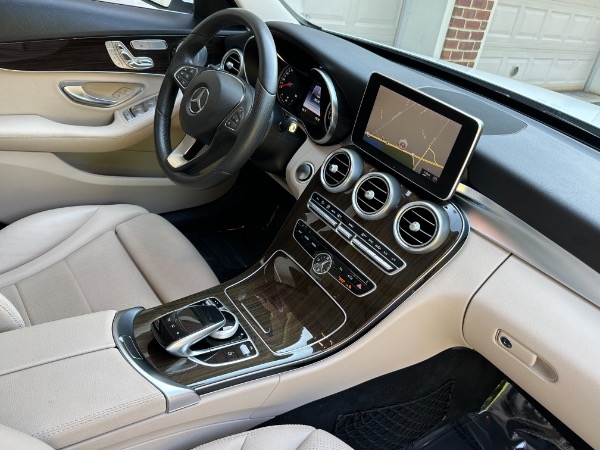 Used-2016-Mercedes-Benz-C-Class-C-300-4MATIC