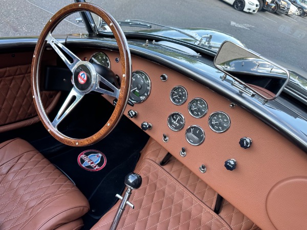 New-1965-Superformance-Roadster-MKIII