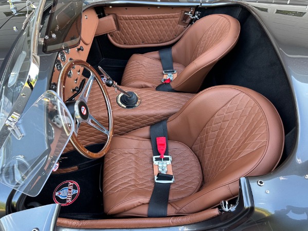 New-1965-Superformance-Roadster-MKIII