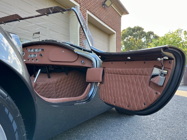 New-1965-Superformance-Roadster-MKIII