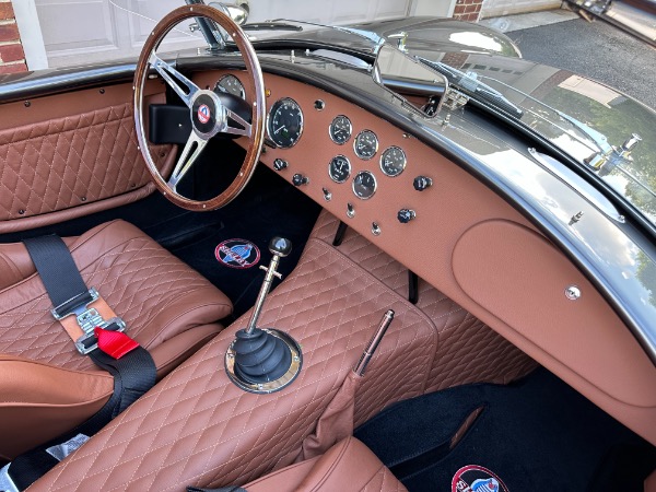New-1965-Superformance-Roadster-MKIII