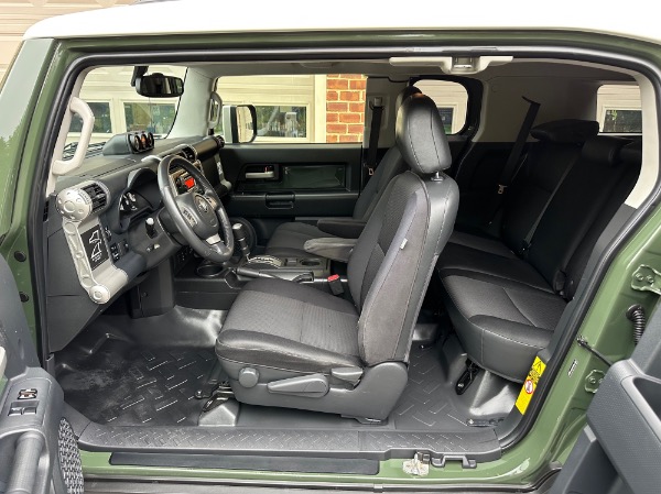 Used-2013-Toyota-FJ-Cruiser