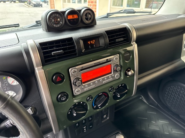 Used-2013-Toyota-FJ-Cruiser