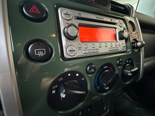 Used-2013-Toyota-FJ-Cruiser