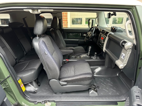 Used-2013-Toyota-FJ-Cruiser