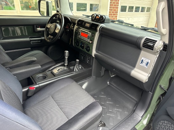 Used-2013-Toyota-FJ-Cruiser