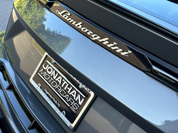 Used-2023-Lamborghini-Urus-Performante
