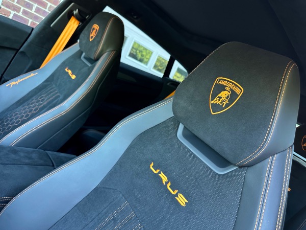 Used-2023-Lamborghini-Urus-Performante