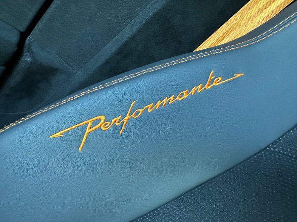 Used-2023-Lamborghini-Urus-Performante