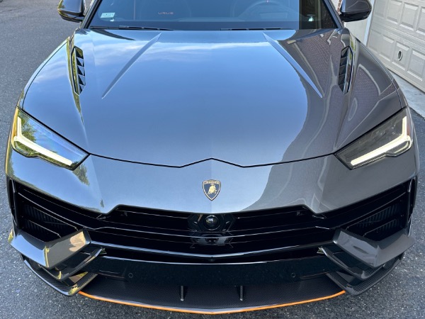 Used-2023-Lamborghini-Urus-Performante