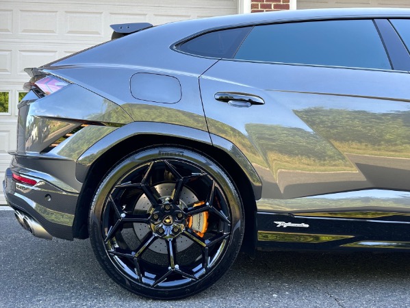 Used-2023-Lamborghini-Urus-Performante