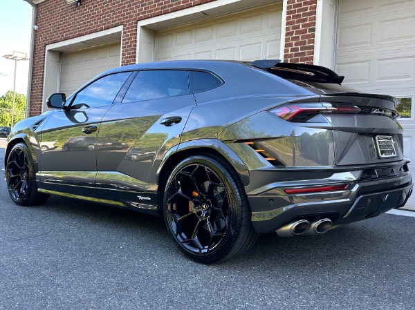 Used-2023-Lamborghini-Urus-Performante