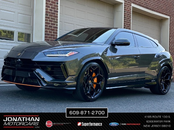 Used-2023-Lamborghini-Urus-Performante