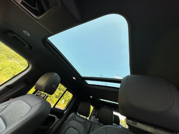 Used-2023-Land-Rover-Defender-130-X-Dynamic-SE