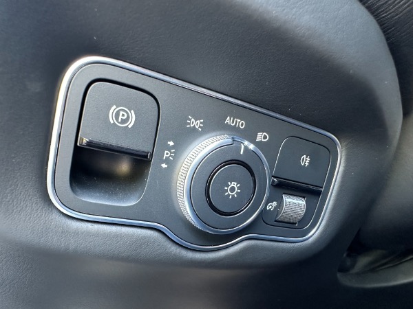Used-2020-Aston-Martin-Vantage