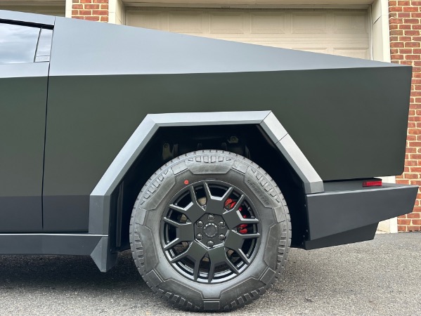 Used-2024-Tesla-Cybertruck-All-Wheel-Drive