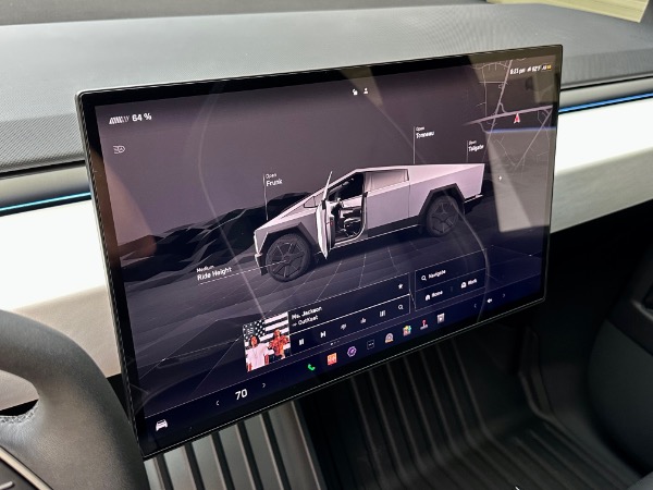 Used-2024-Tesla-Cybertruck-All-Wheel-Drive
