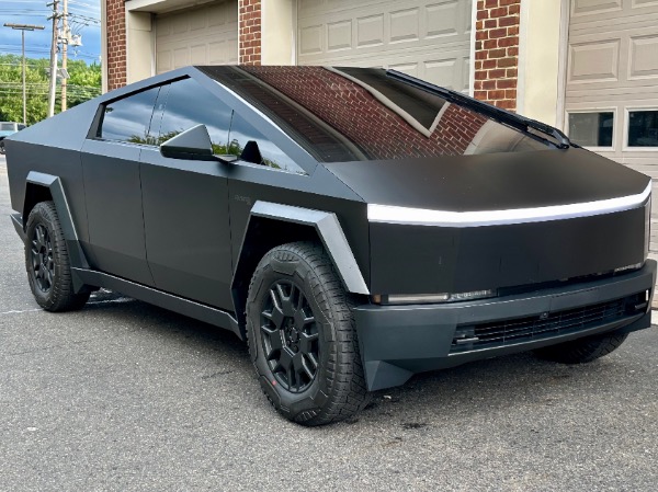 Used-2024-Tesla-Cybertruck-All-Wheel-Drive