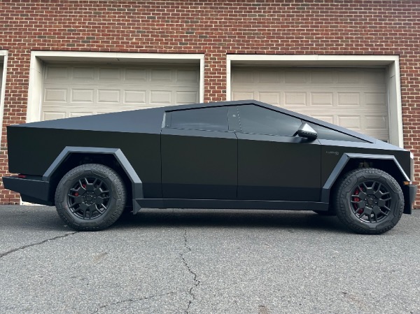 Used-2024-Tesla-Cybertruck-All-Wheel-Drive