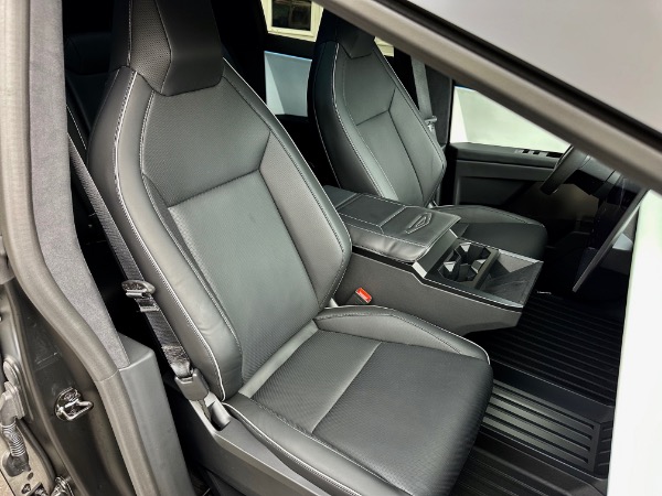 Used-2024-Tesla-Cybertruck-All-Wheel-Drive