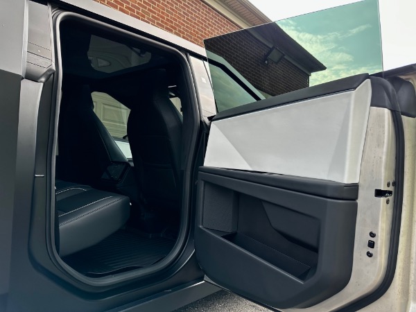 Used-2024-Tesla-Cybertruck-All-Wheel-Drive