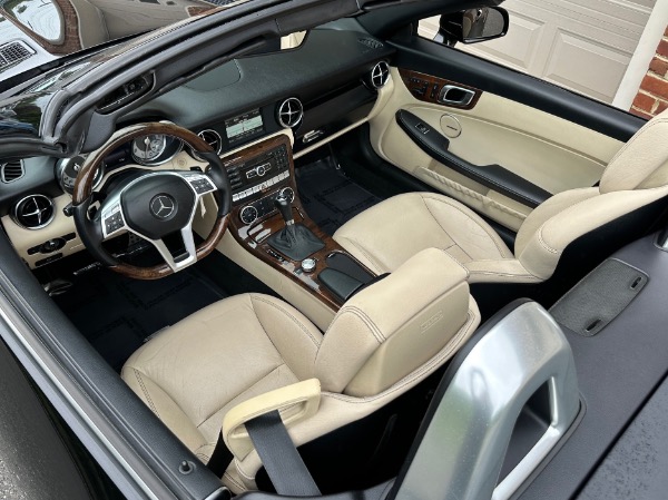 Used-2014-Mercedes-Benz-SLK-SLK-350