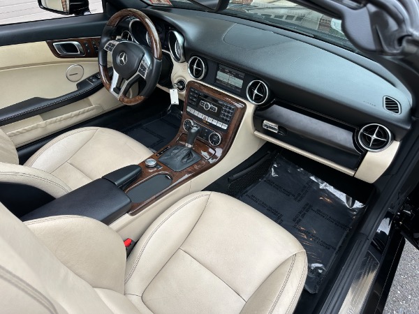 Used-2014-Mercedes-Benz-SLK-SLK-350