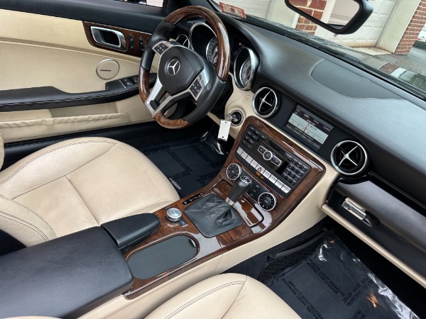 Used-2014-Mercedes-Benz-SLK-SLK-350