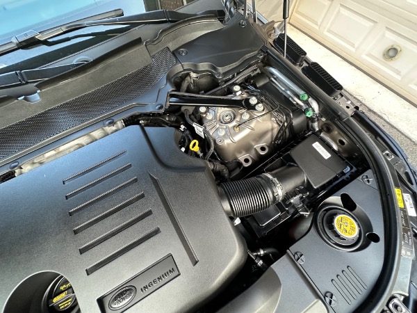 Used-2021-Land-Rover-Range-Rover-Sport-HSE-Silver-Edition
