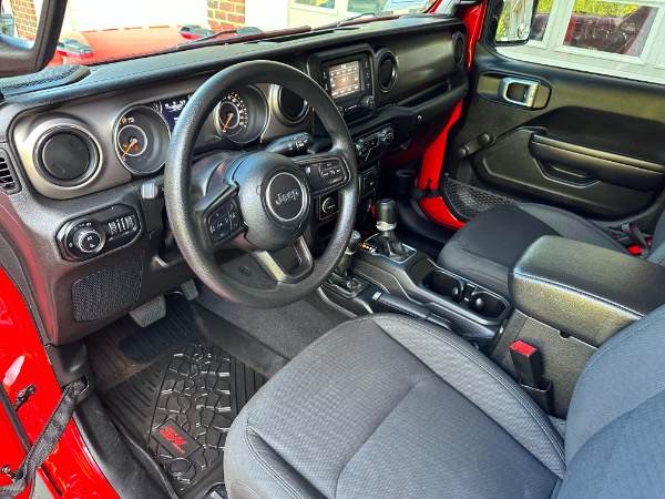 Used-2021-Jeep-Gladiator-Sport