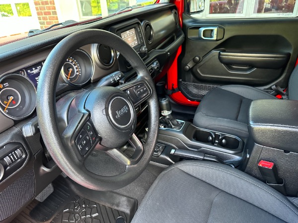 Used-2021-Jeep-Gladiator-Sport