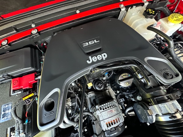 Used-2021-Jeep-Gladiator-Sport