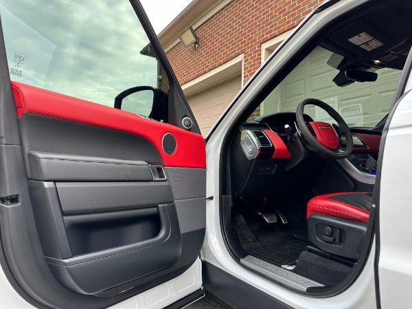 Used-2022-Land-Rover-Range-Rover-Sport-HST