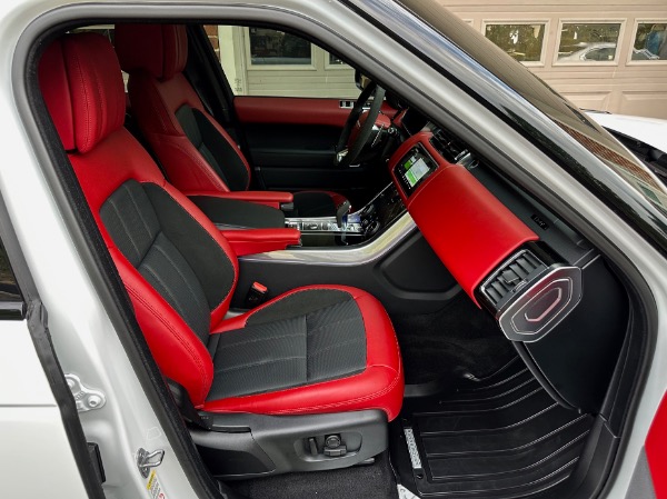 Used-2022-Land-Rover-Range-Rover-Sport-HST