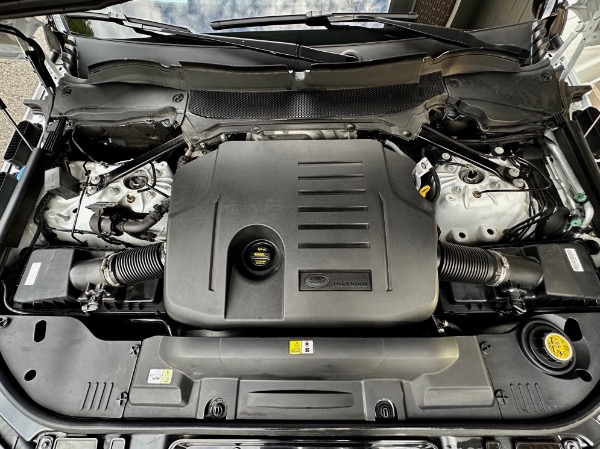 Used-2022-Land-Rover-Range-Rover-Sport-HST