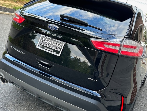 Used-2023-Ford-Edge-Titanium