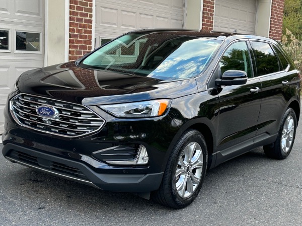 Used-2023-Ford-Edge-Titanium