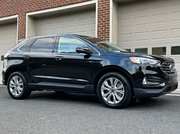 Used-2023-Ford-Edge-Titanium