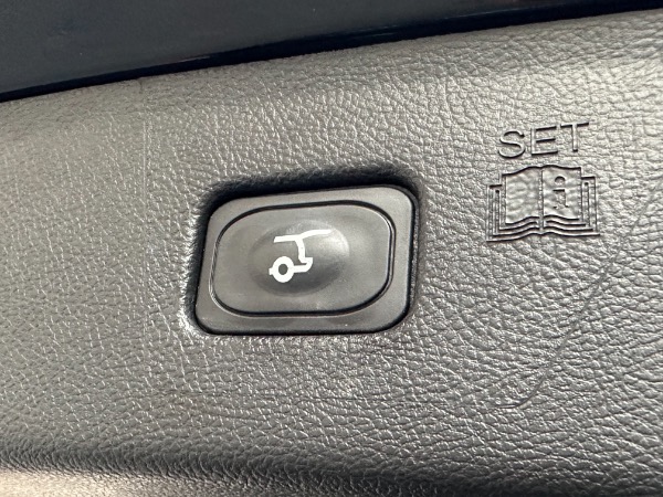 Used-2023-Ford-Edge-Titanium
