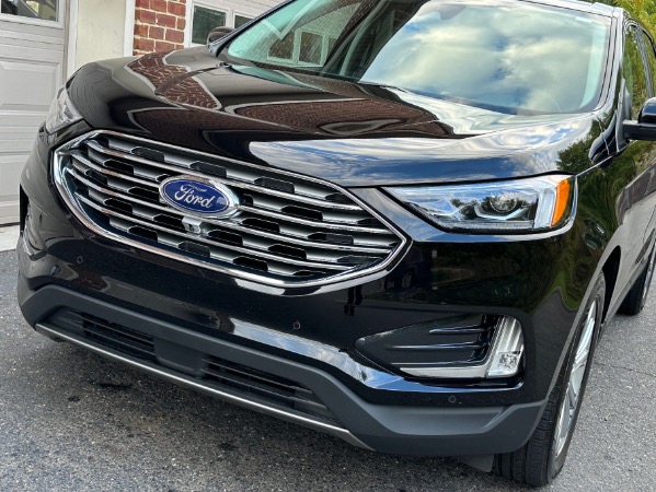 Used-2023-Ford-Edge-Titanium