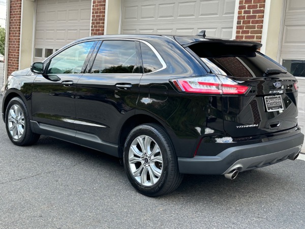 Used-2023-Ford-Edge-Titanium