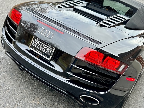 Used-2011-Audi-R8-52-quattro-Spyder