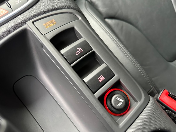 Used-2011-Audi-R8-52-quattro-Spyder