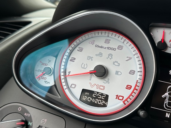 Used-2011-Audi-R8-52-quattro-Spyder