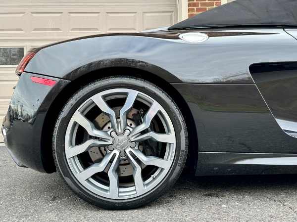 Used-2011-Audi-R8-52-quattro-Spyder