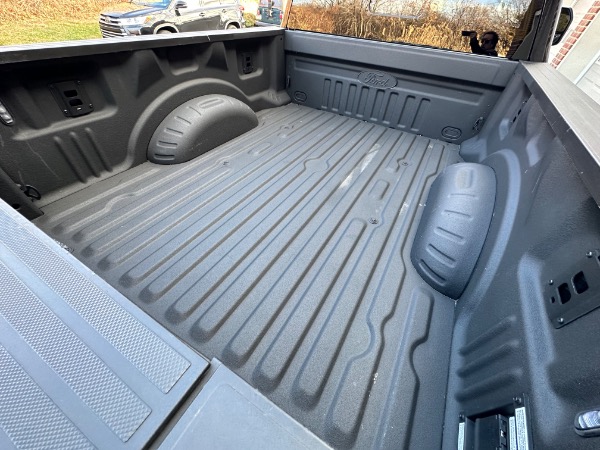 Used-2024-Ford-F-250-Super-Duty-Platinum