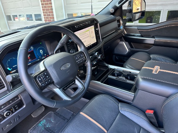 Used-2024-Ford-F-250-Super-Duty-Platinum