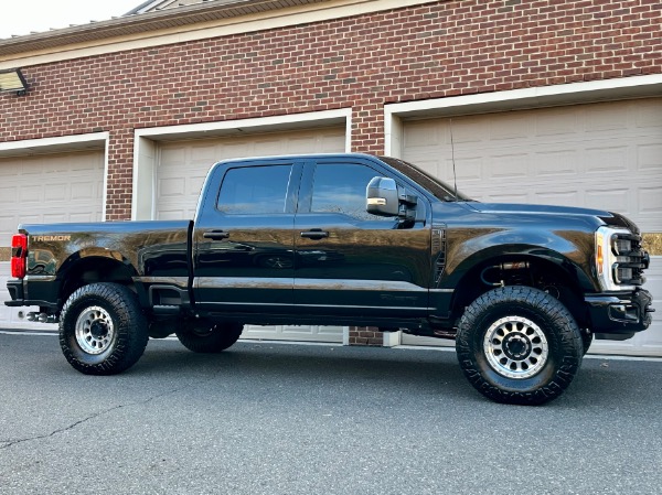 Used-2024-Ford-F-250-Super-Duty-Platinum